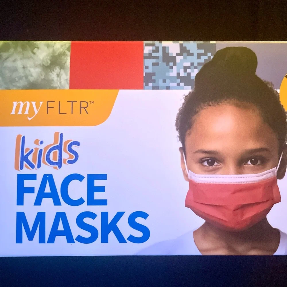 Children’s Kids Face Masks 27x Disposable Adjustable Ear Loops Health Safety NIP